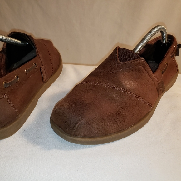 bobs chill luxe buttoned up shoe